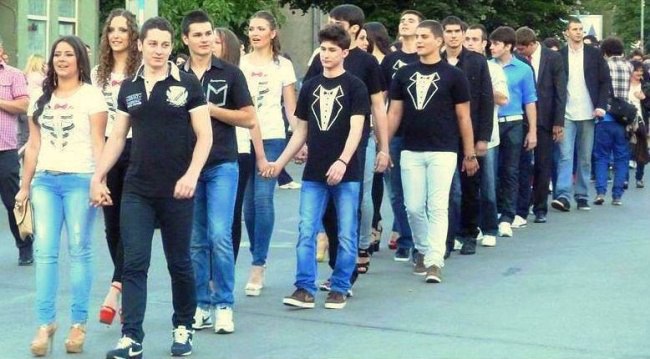.  replik           ...