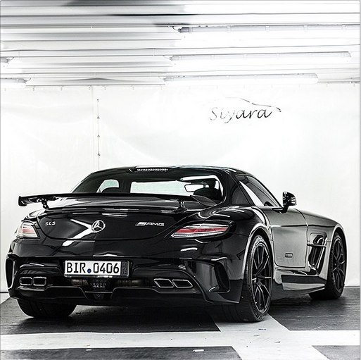 Mercedes-Benz - 2