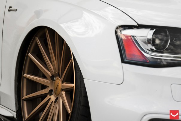 Audi S4 Vossen - 4