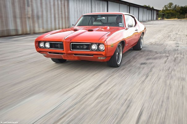 1968 Pontiac GTO - 4