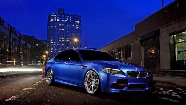 BMW M5 (F10)