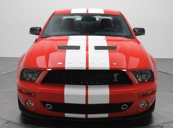 Shelby Mustang GT500 - 4