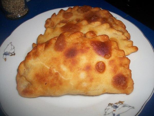 Чебуреки на заварном тесте - невозможно вкусно! Тесто: - 3.5 стакана муки - 350 мл воды - 1 яйцо - 1 ...