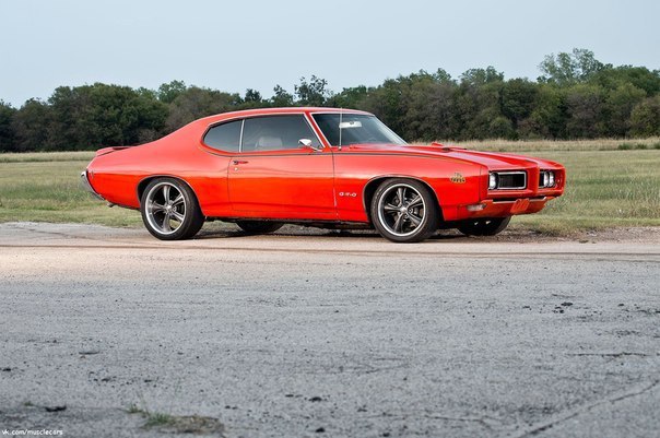 1968 Pontiac GTO - 2