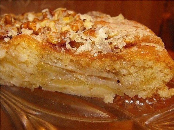 Яблочный пирог.Несмотря на то, что ингредиенты очень и очень простые, пирожок получается очень ...