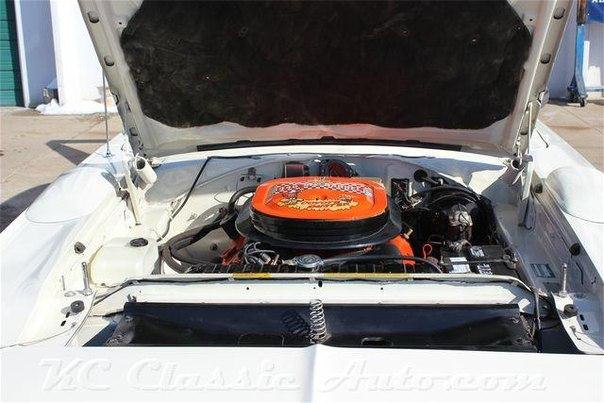 1970 Plymouth Super Bird 440 Six Pack 4 Speed - 7