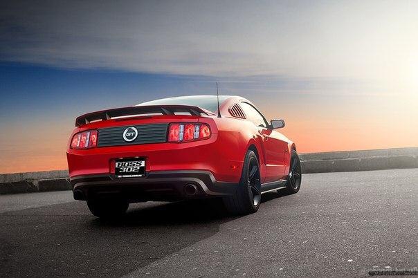 Ford Mustang Boss 302 5.0 - 4