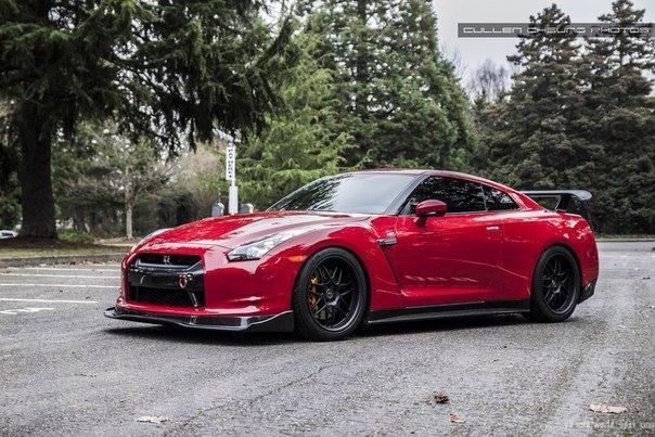 Nissan GT-R  BMW E92 M3 - 5