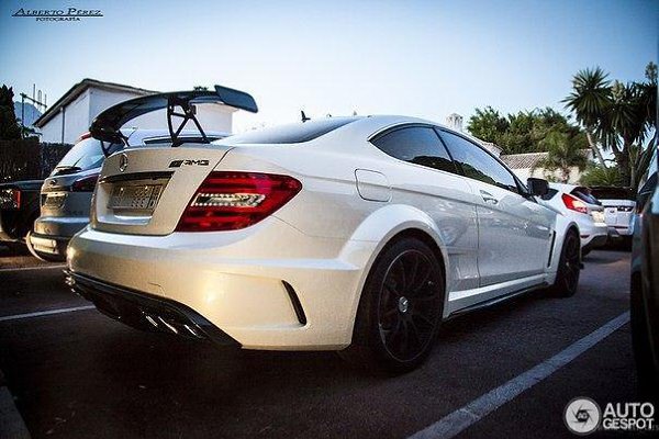 Mercedes-Benz C 63 AMG Coup Black Series - 8