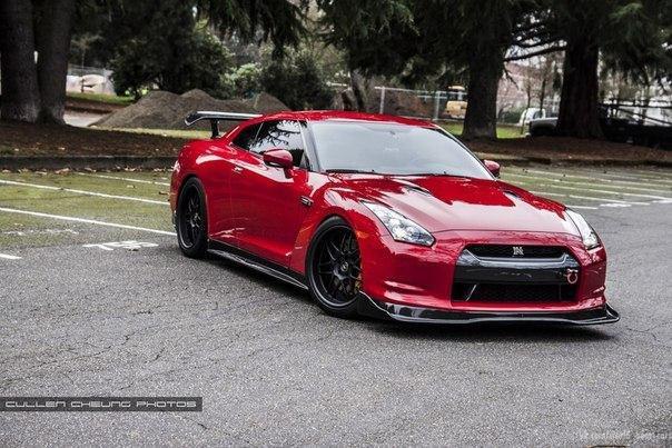 Nissan GT-R  BMW E92 M3 - 4