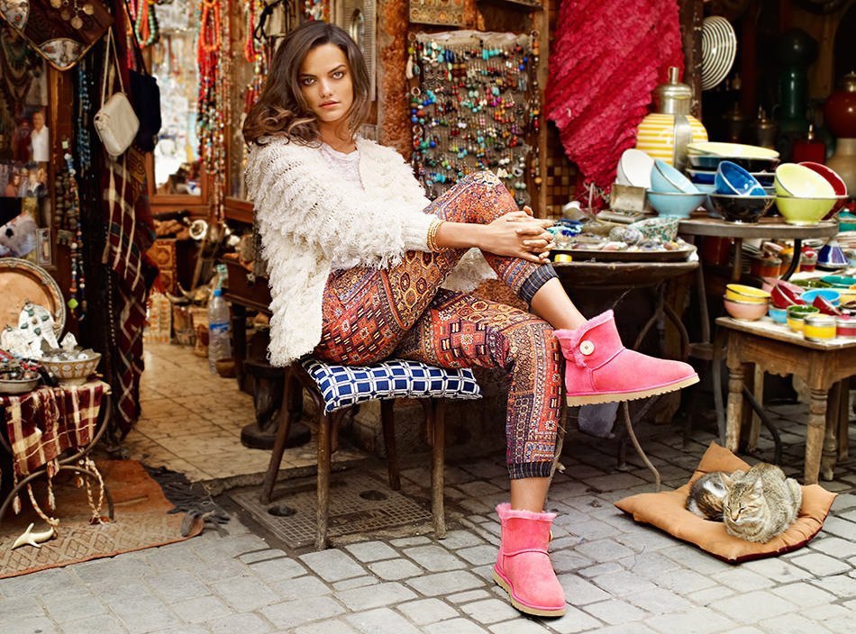     Ugg Australia    ?      ... - 9