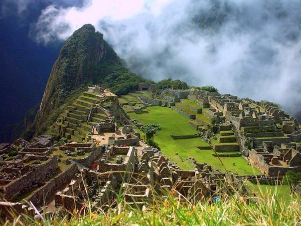 - (   machu pikchu  