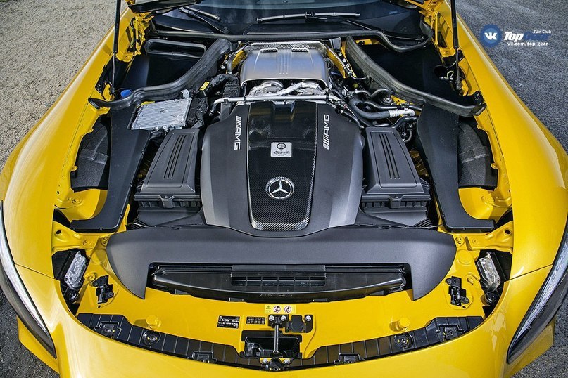 Mercedes-Benz AMG GT S.4.0 V8 TurboCharged: 510 ..  : 650 : ... - 8