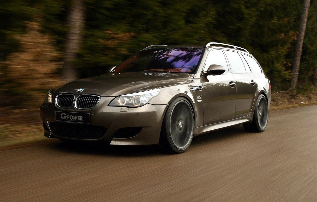 БМВ м5 e61. BMW m5 e61 Touring. BMW e61 m. БМВ м5 универсал.