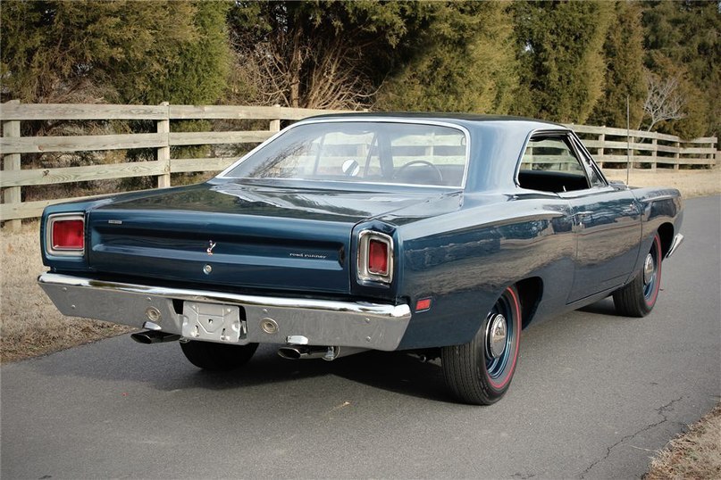 1969 Plymouth Road Runner - 2