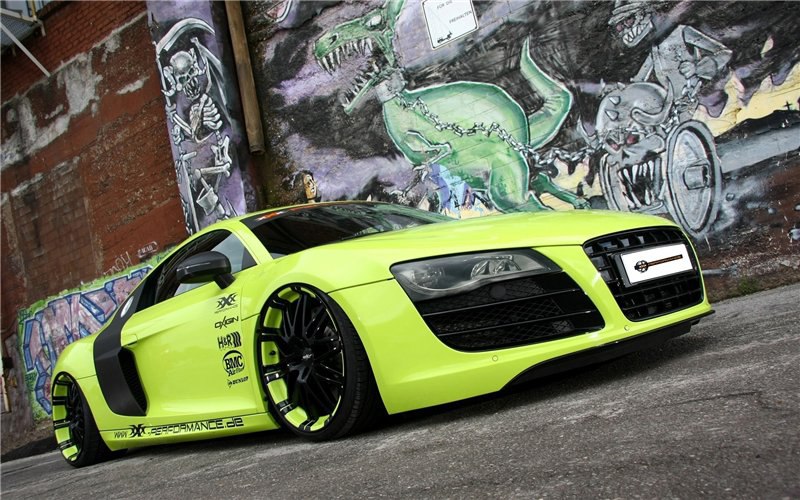 Audi R8