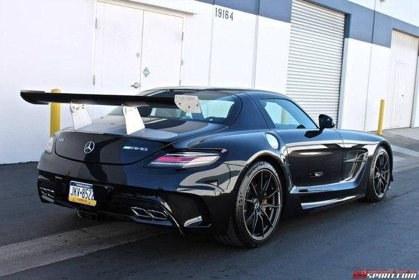 Mercedes-Benz SLS AMG World Motorsports.6.2L V8 850 hp - 7