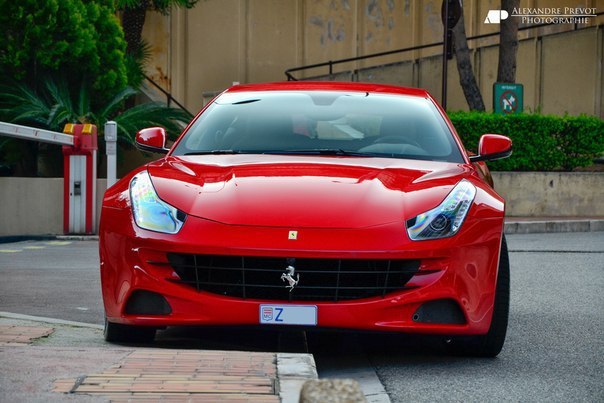 Ferrari FF