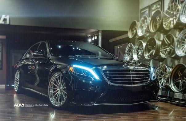 Mercedes-Benz S 63 AMG (W222) on ADV.1 Wheels.