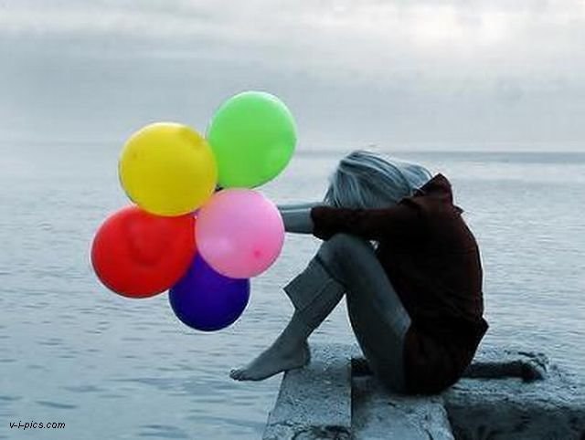 Я одинока... Но любима... Смеюсь, когда так хочется рыдать... Я сильная... Но так легко ранима... Я ...