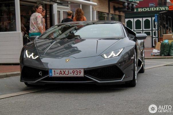 Lamborghini Huracan LP 610-4.  -  V10 (5204 )  - 610 .. @ 8.000 rpm ... - 8