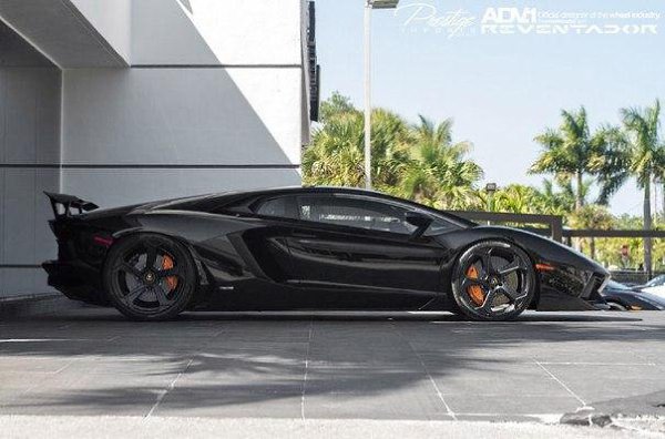 Lamborghini Aventador LP700 Reventador M.V1 - 3