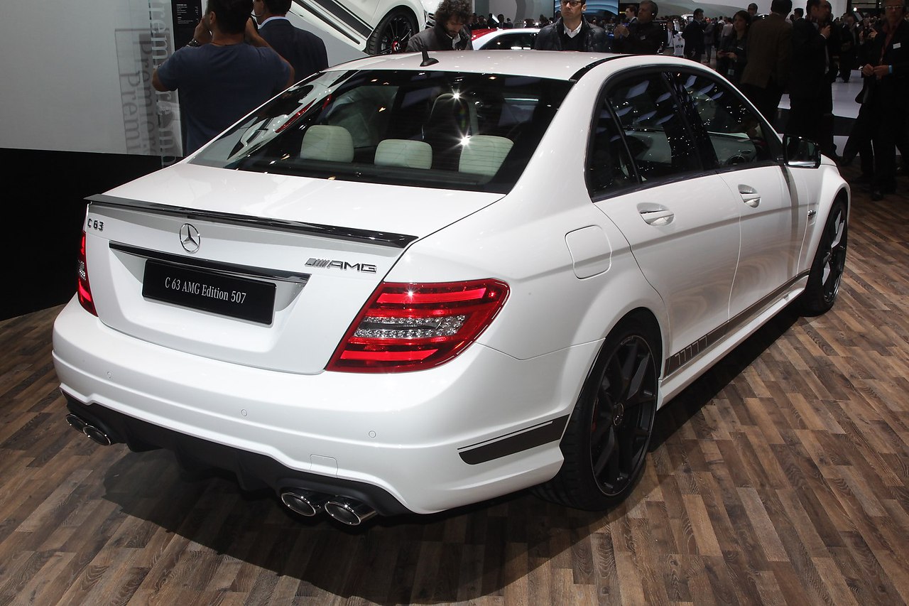 Mercedes C63 AMG Edition 507 - 8