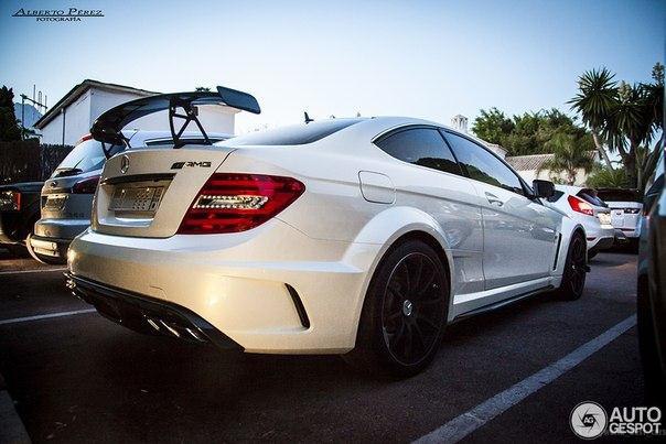 Mercedes-Benz C 63 AMG Coup Black Series - 8