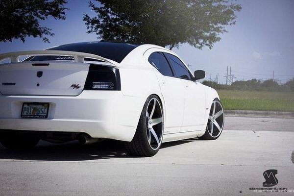 Dodge Charger R/T on Concavo Wheels - 3