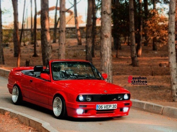 E30