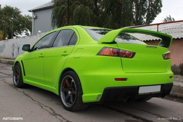 Mitsubishi Lancer Evolution X - 6