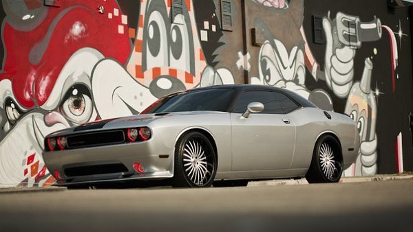 Dodge Challenger