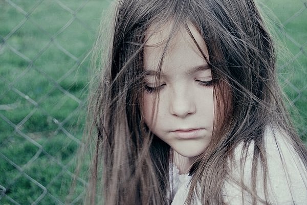 Нежеланная дочь…та, которую так не хотели, Поняла эту жизнь, не родившись ещё, От и До… Хоть родили ...