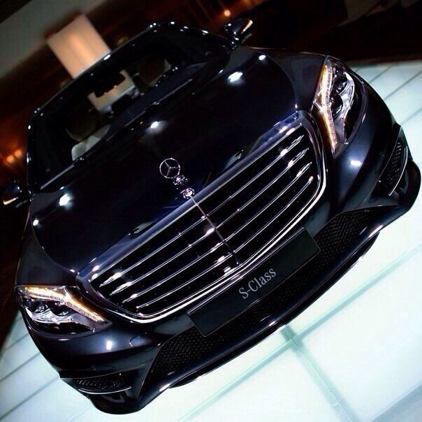  ,   ,   .   Mercedes.