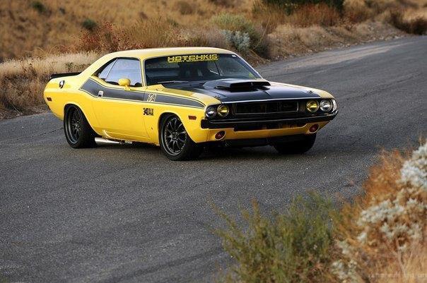 Hotchkis E-Max Dodge Challenger T/A 1970. - 2