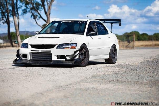 Mitsubishi Lancer Evolution VIII MR