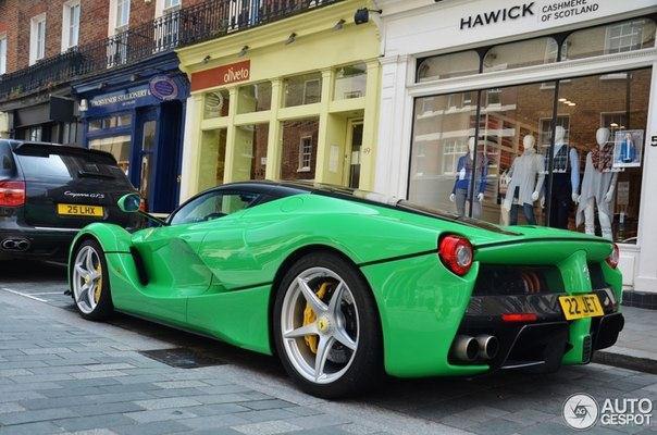 Ferrari LaFerrari - 6