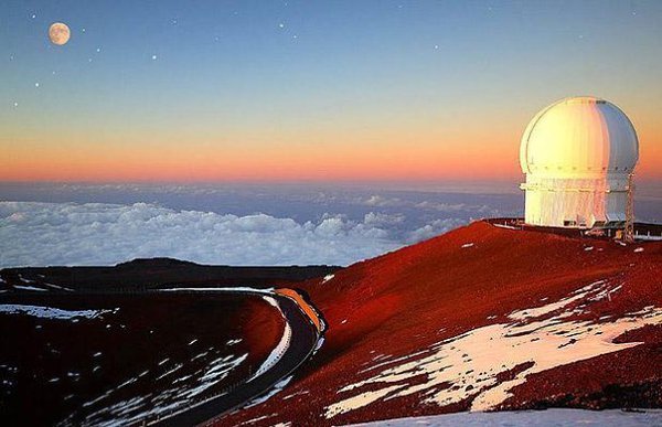 Подписывайтесь на нас: http://fotostrana.ru/public/233467 ;-) Обсерватория на вершине Мауна-Кеа, ...