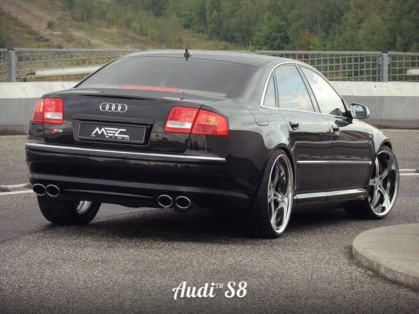 Audi S8