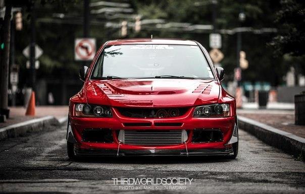 Mitsubishi Lancer Evolution - 2