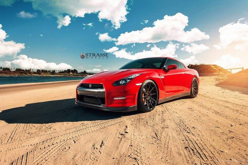 700- Nissan GT-R Alpha 7   Strasse Wheels