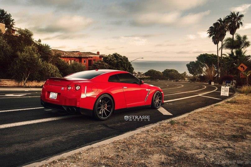 700- Nissan GT-R Alpha 7   Strasse Wheels - 5