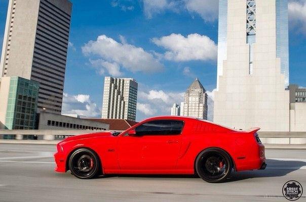 Ford Mustang - 6