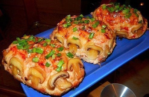 Куриное филе с фаршем, грибами и перцем.Ингредиенты:- 400 гр филе курицы (или индейки, или свинины)- ...