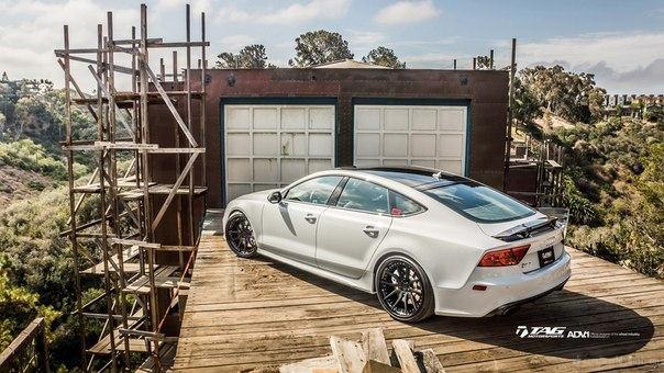 Audi RS7 Sportback  TAG Motorsport. - 4