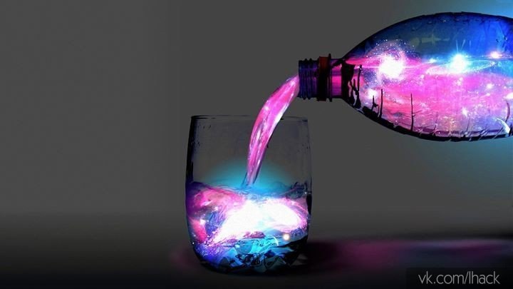 Как сделать светящуюся воду? Вам потребуется: высокий стакан – 1 шт.; раствор стирального порошка – ...