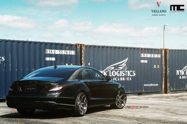 Mercedes-Benz CLS 63 AMG - 6