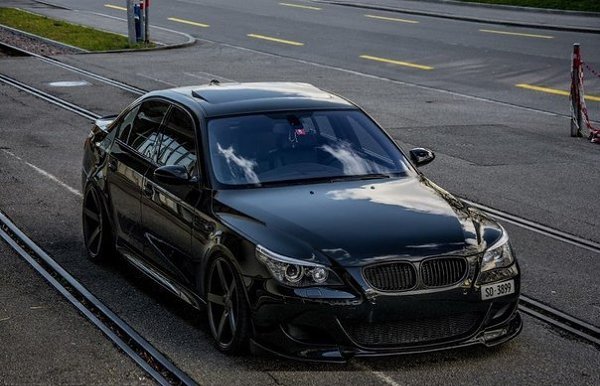 BMW M5 (E60)   Vossen