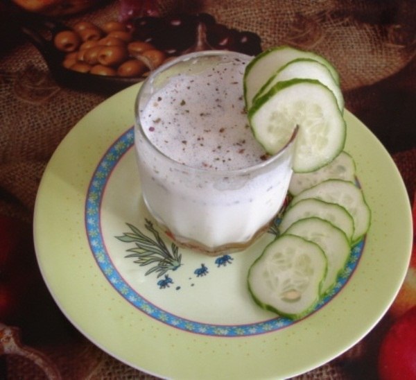 Жиросжигающий коктейль с имбирём, очень полезный и ОЧЕНЬ вкусный! Состав: - стакан кефира (жирность ...