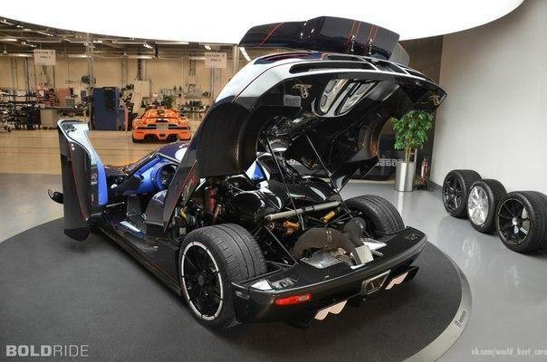 Koenigsegg Agera R BLT.5.0L V8: 1140 .. : 1200  : 390 ... - 7